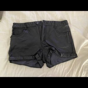 ❌SOLD❌Faux Leather Shorts